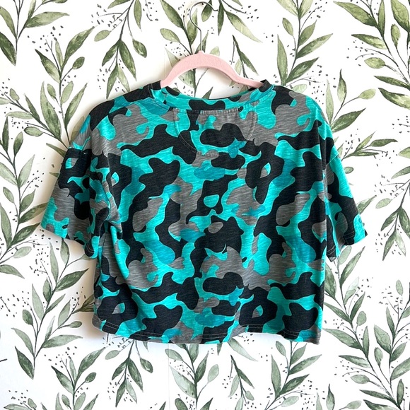 Disney Baby Yoda Crop Top Tee | Size XS - Picture 3 of 5